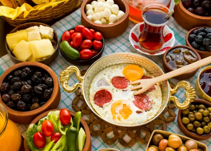 터키식 아침 식사 및 차