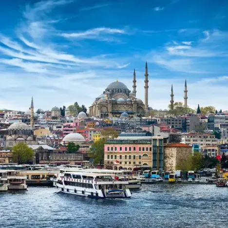 Istanbul: Istanbul, Turkey: Travel Guide Book-A Comprehensive 5-Day Travel  Guide to Istanbul, Turkey & Unforgettable Turkish Travel: 6 (Best Travel  Guides to Europe) : Travel Guides, Passport to European: : Books