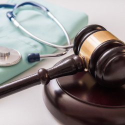Leis de negligência médica e responsabilidade